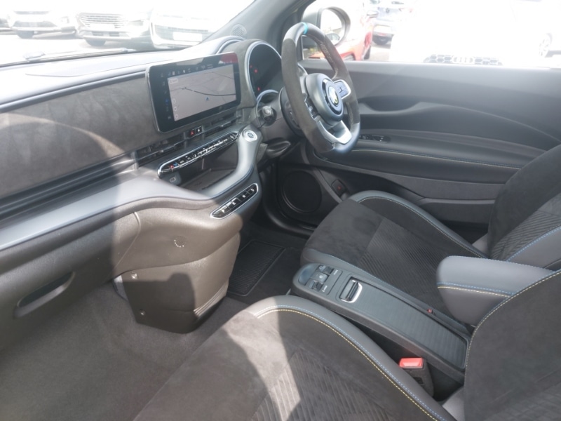 Used Abarth 500 2024 for sale - 78169946: Photo 5