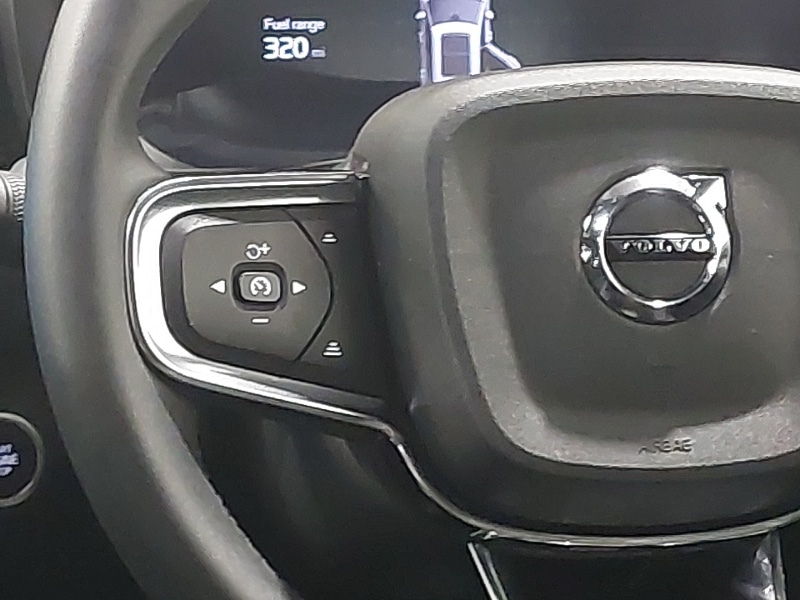 Used Volvo XC40 2024 for sale - 76070697: Photo 11