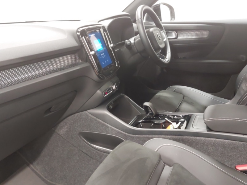 Used Volvo XC40 2024 for sale - 76070697: Photo 5