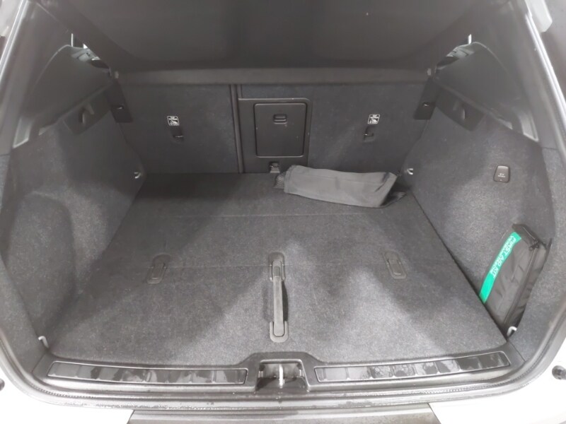 Used Volvo XC40 2024 for sale - 76070697: Photo 8