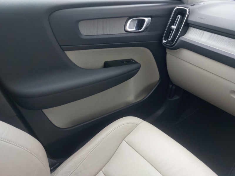 Used Volvo XC40 2021 for sale - 78126827: Photo 11