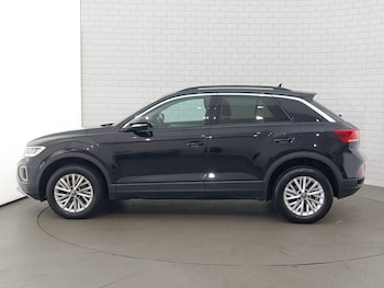 Used Volkswagen T-Roc 2023 for sale - 76050739: Photo 4