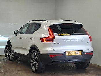 Used Volvo XC40 2025 for sale - 79610441: Photo