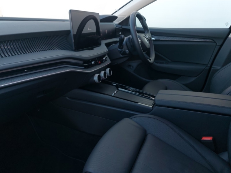 Used Skoda Superb 2024 for sale - 76347507: Photo 5
