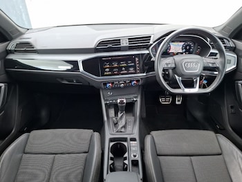 Used Audi Q3 2022 for sale - 78660430: Photo