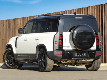 Used Land Rover Defender 2020 for sale - 77304717: Photo