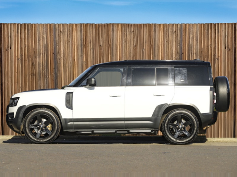 Used Land Rover Defender 2020 for sale - 77304717: Photo 4