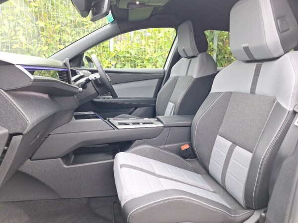 Used Vauxhall Grandland 2025 for sale - 76275311: Photo 5