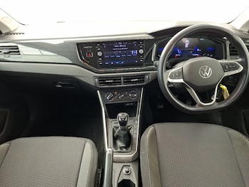 Used Volkswagen Polo 2024 for sale - 78664394: Photo