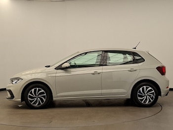 Used Volkswagen Polo 2024 for sale - 78664394: Photo