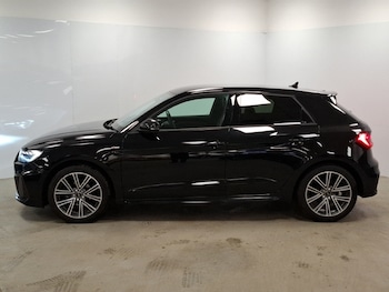 Used Audi A1 2023 for sale - 77977411: Photo