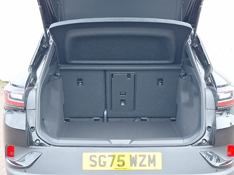 Used Volkswagen ID.4 2025 for sale - 77123008: Photo 8