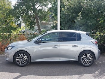 Used Peugeot 208 2023 for sale - 75893359: Photo