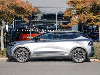 Used Renault Scenic E-Tech 2024 for sale - 76446302: Photo