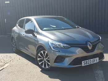 Used Renault Clio 2023 for sale - 78674935: Photo