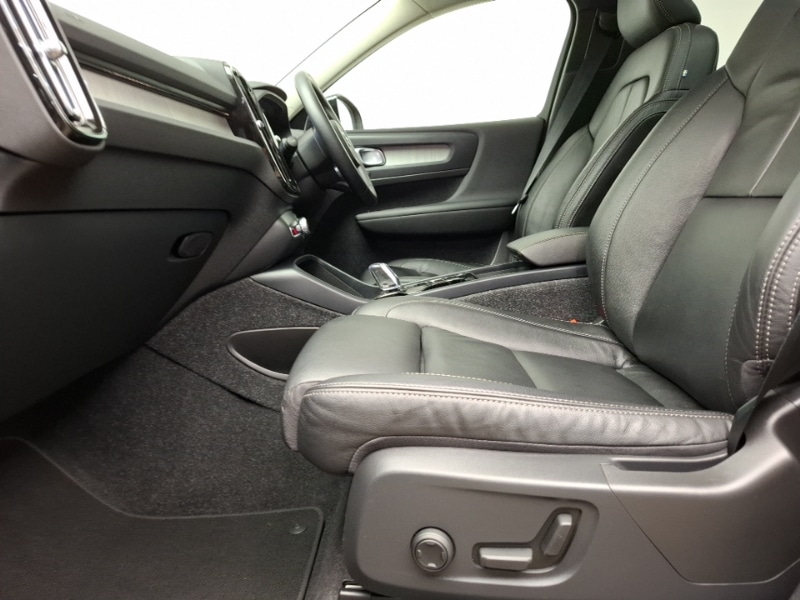 Used Volvo XC40 2021 for sale - 76770354: Photo 5