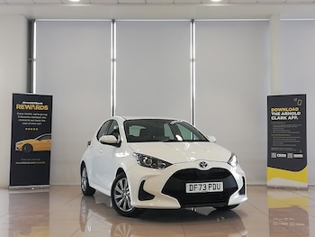Used Toyota Yaris 2024 for sale - 78498066: Photo