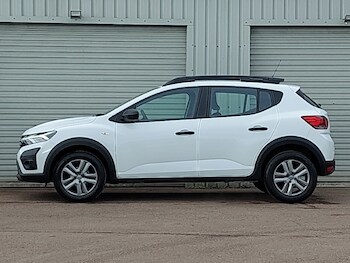 Used Dacia Sandero Stepway 2023 for sale - 77817103: Photo