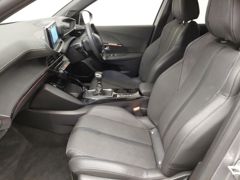 Used Peugeot 2008 2023 for sale - 77552823: Photo 5