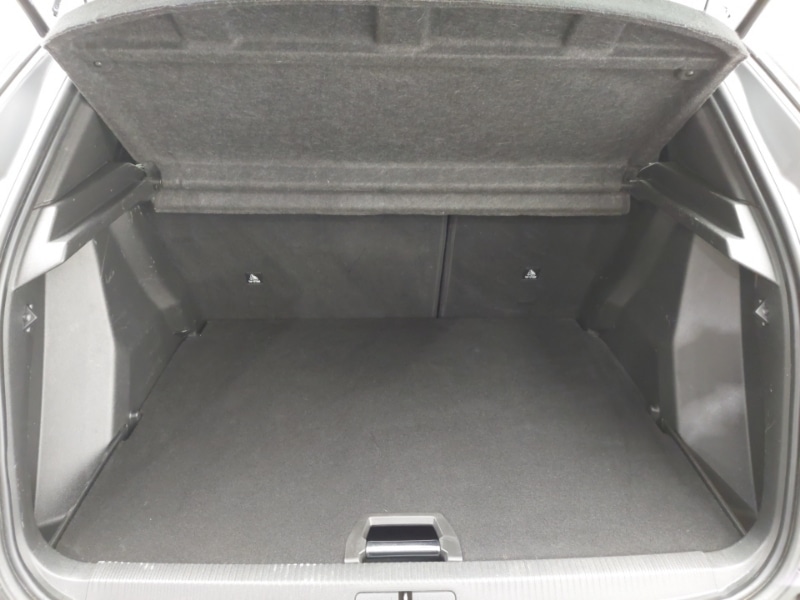 Used Peugeot 2008 2023 for sale - 77552823: Photo 8