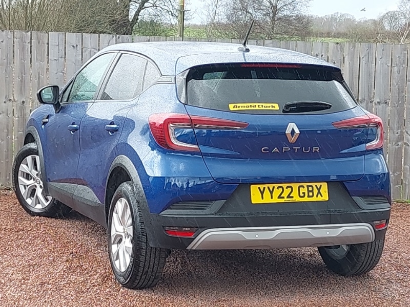 Used Renault Captur 2022 for sale - 78216180: Photo 3