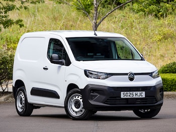 Used Citroen Berlingo 2025 for sale - 76700398: Photo
