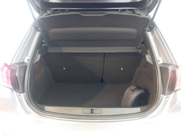 Used Peugeot 208 2020 for sale - 76293868: Photo 8