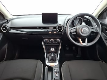 Used Mazda Mazda2 2024 for sale - 76198842: Photo 2