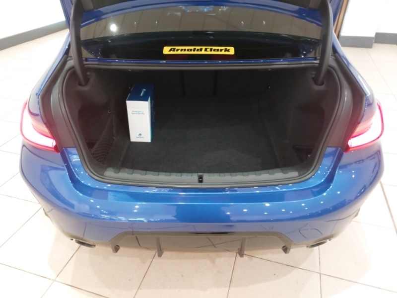 Used BMW 3 Series 2024 for sale - 77401620: Photo 8