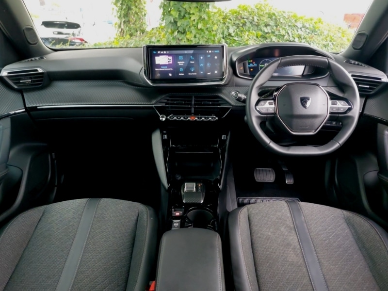 Used Peugeot 2008 2024 for sale - 76169297: Photo 2