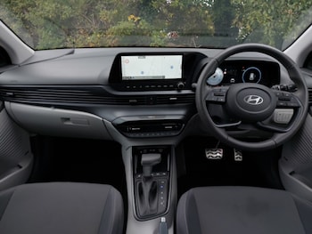 Used Hyundai BAYON 2024 for sale - 76377129: Photo