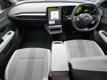 Used Renault Scenic E-Tech 2025 for sale - 77312075: Photo