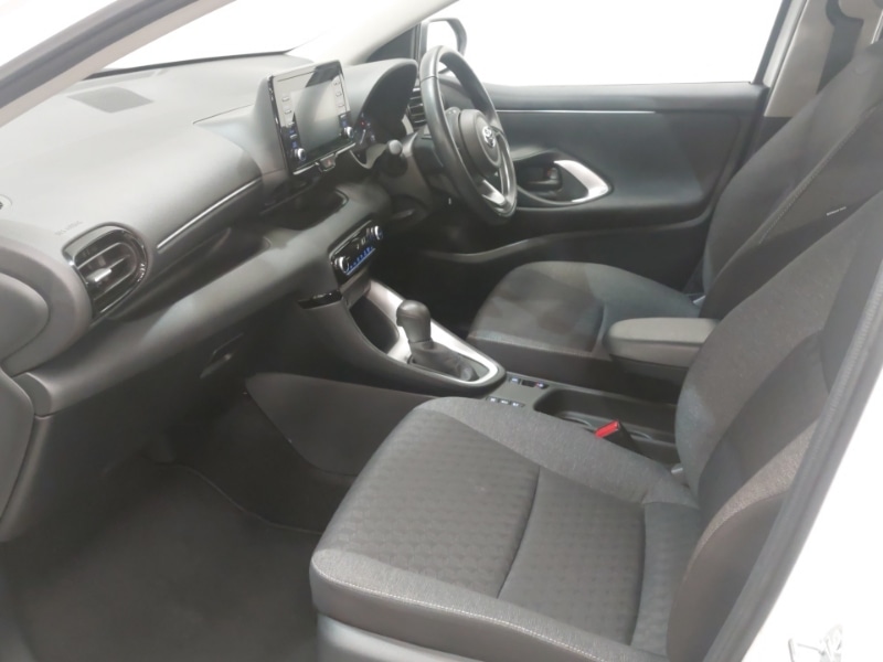 Used Toyota Yaris 2022 for sale - 76912217: Photo 5