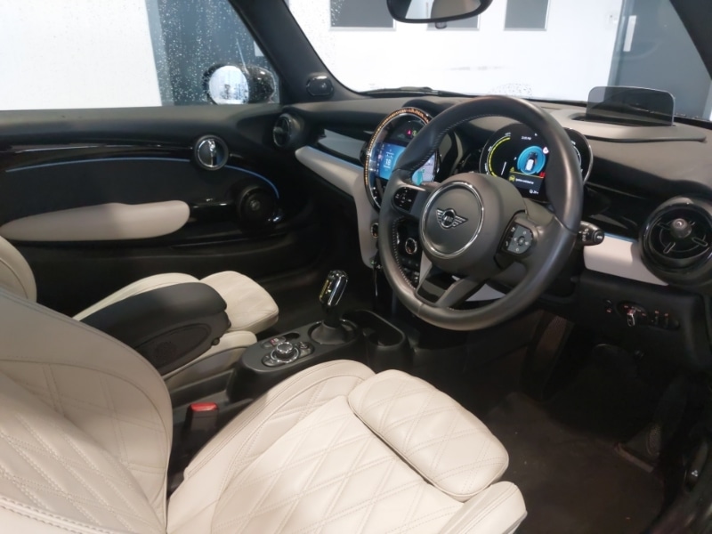 Used MINI Hatch 2023 for sale - 76709003: Photo 6