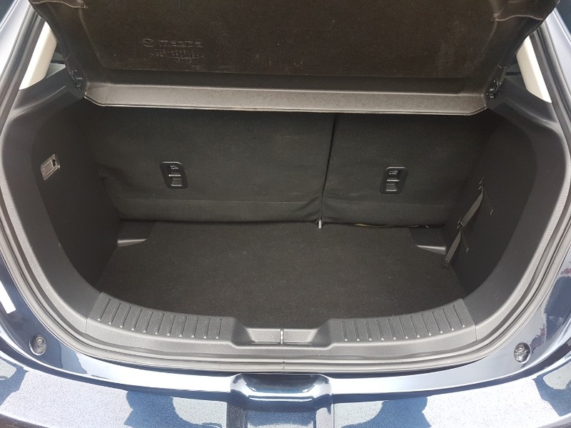 Used Mazda Mazda2 2022 for sale - 76194835: Photo 8