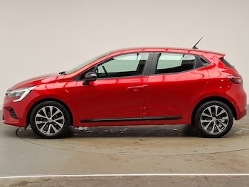 Used Renault Clio 2023 for sale - 77563154: Photo