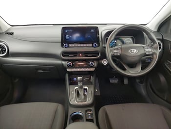 Used Hyundai KONA 2022 for sale - 76120768: Photo 2