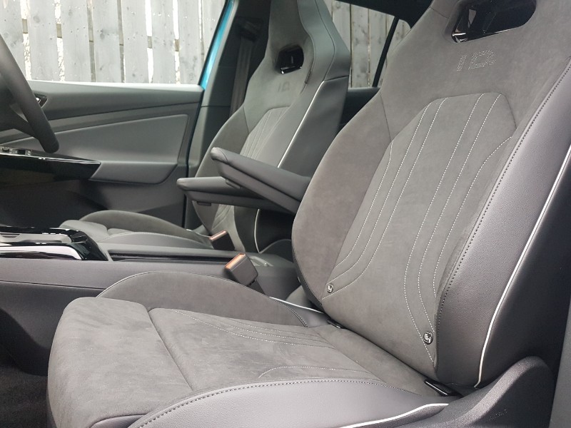 Used Volkswagen ID.4 2025 for sale - 77817429: Photo 5