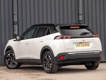 Used Peugeot 2008 2023 for sale - 78032468: Photo