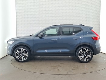 Used Volvo XC40 2025 for sale - 79201242: Photo