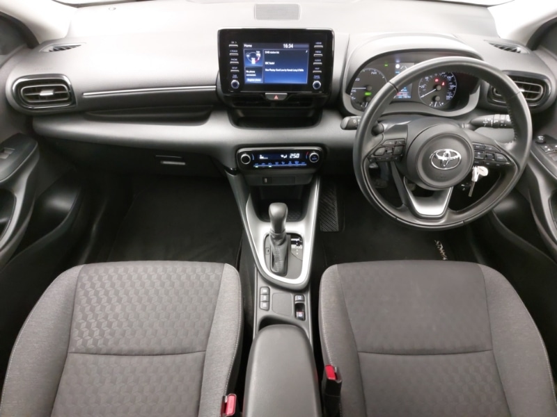 Used Toyota Yaris 2022 for sale - 78114478: Photo 2