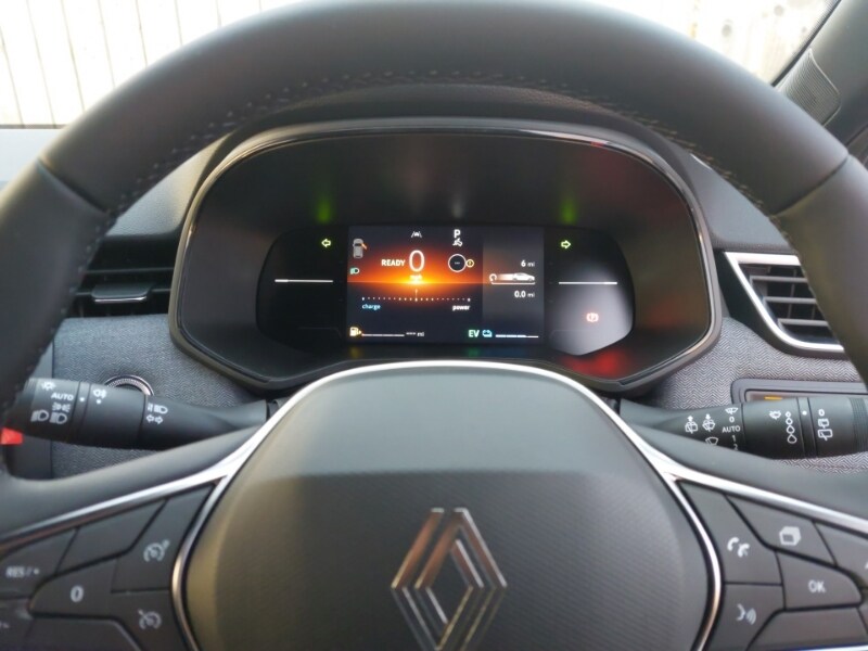 Used Renault Clio 2025 for sale - 77492166: Photo 11