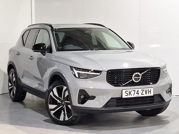 Used Volvo XC40 2024 for sale - 76335420: Photo 1