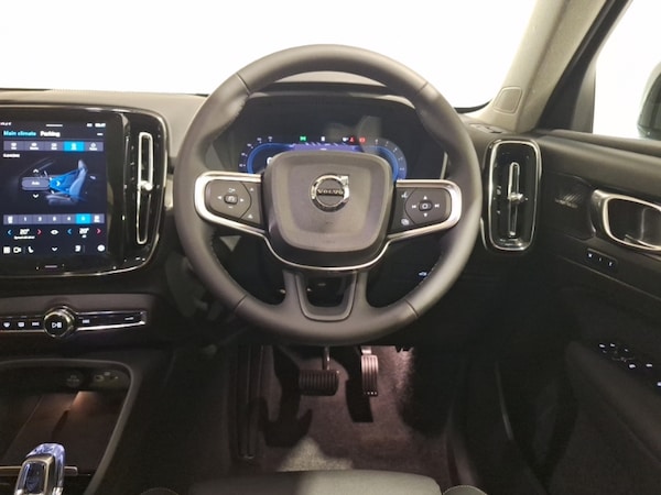Used Volvo XC40 2024 for sale - 76335420: Photo 7