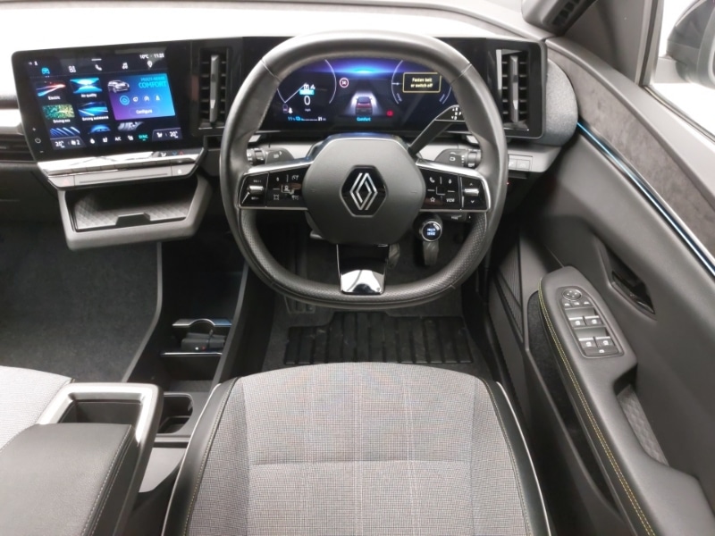 Used Renault Megane E Tech 2024 for sale - 76912363: Photo 7