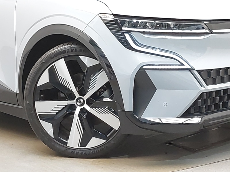 Used Renault Megane E Tech 2024 for sale - 76912363: Photo 9