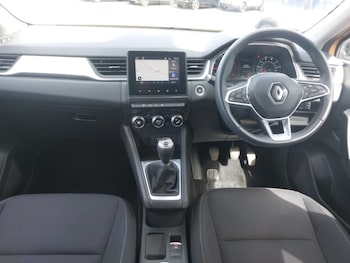 Used Renault Captur 2021 for sale - 79356098: Photo