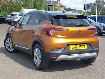 Used Renault Captur 2021 for sale - 79356098: Photo