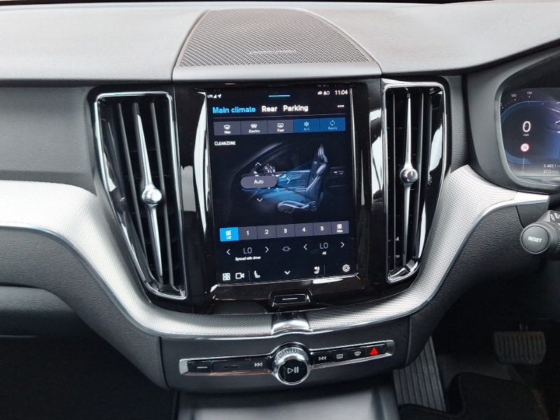 Used Volvo XC60 2023 for sale - 76107651: Photo 10