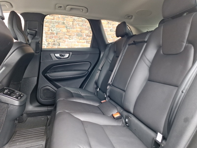 Used Volvo XC60 2023 for sale - 76107651: Photo 6